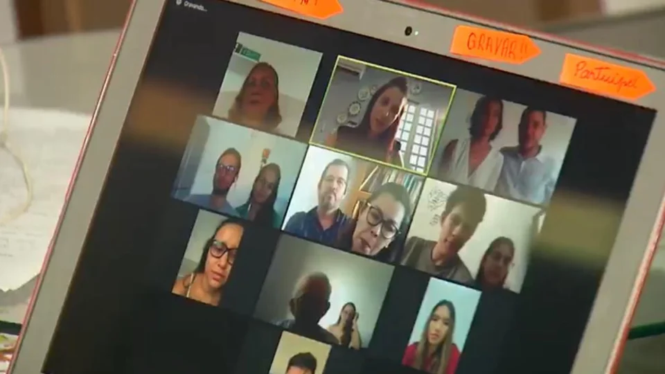 Cartórios em Manaus já realizaram mais de 300 casamentos por videoconferência