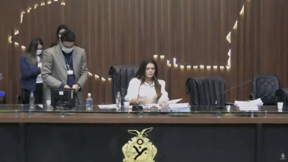 Comissão aponta inexistência de crime para impeachment e rejeita denúncias contra Wilson Lima