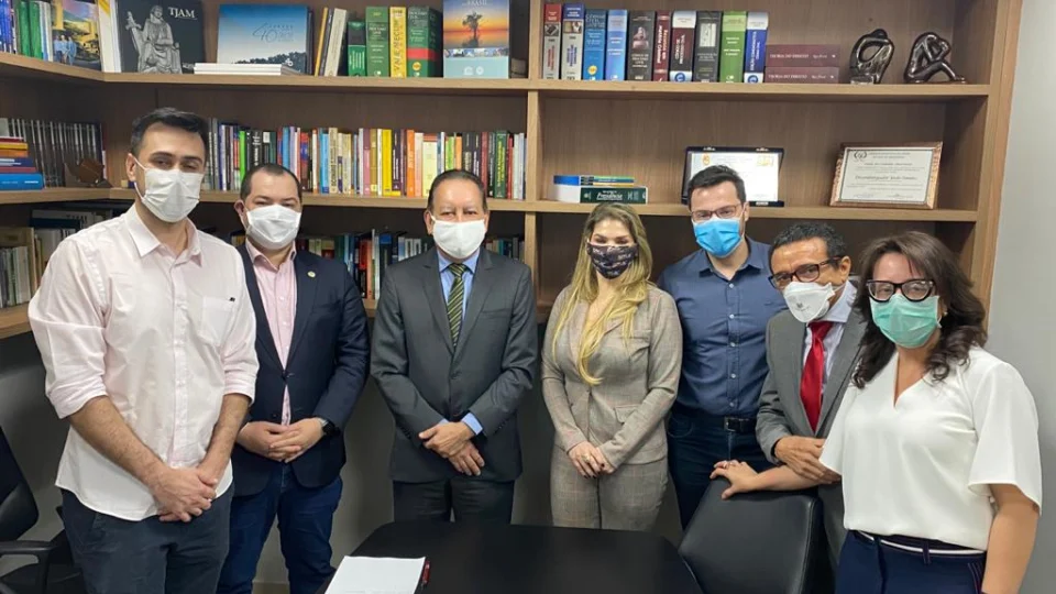 Esmam e CPJur assinam convênio para oferecer cursos de pós-graduação, atualização e aperfeiçoamento