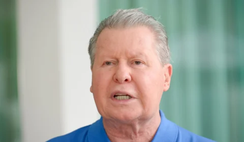 Beneficiado pela Justiça, Arthur Neto consegue parar investigações contra a família