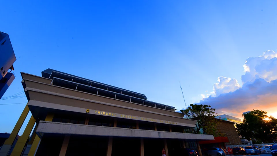 Editais abrem duas vagas para desembargadores no TRE-AM