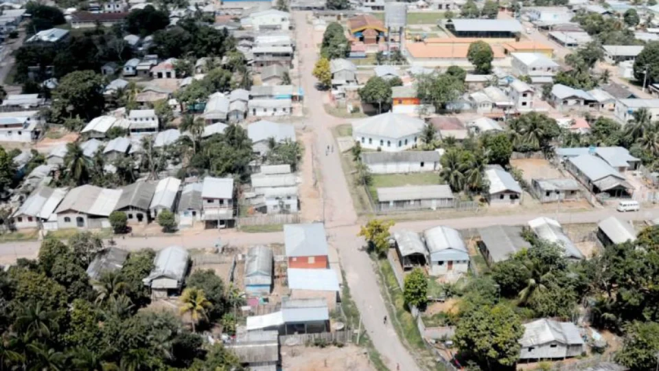 Justiça condena ex-prefeito de Manaquiri por não prestar contas de recursos da Educação