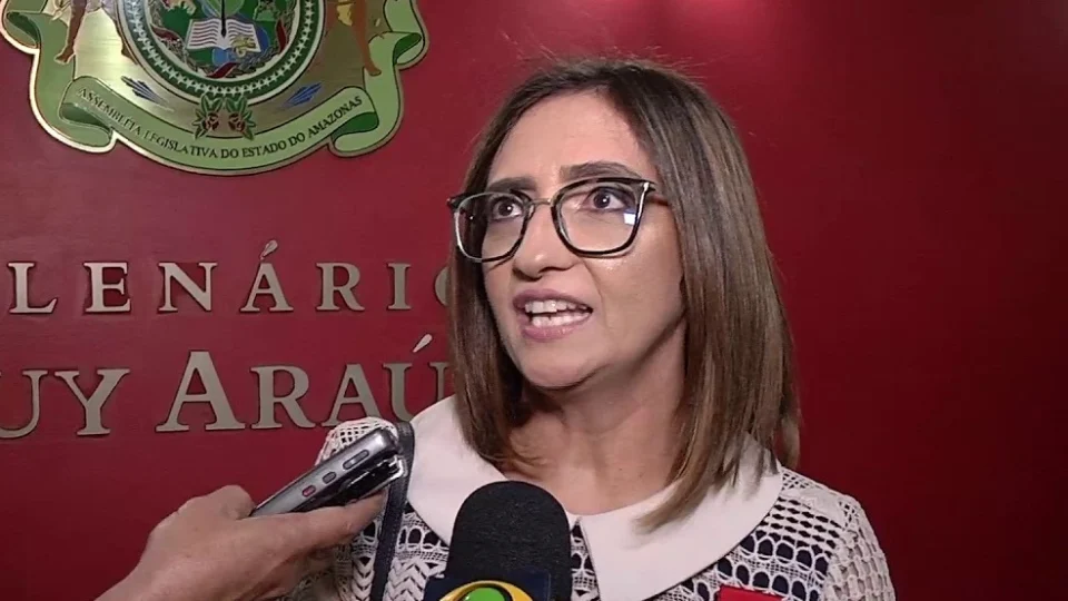 Juíza relata ‘irregularidades inadmissíveis’ na aplicação das vacinas contra a Covid-19