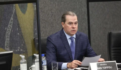 Toffoli nega abertura de inquérito de Bolsonaro contra Moraes