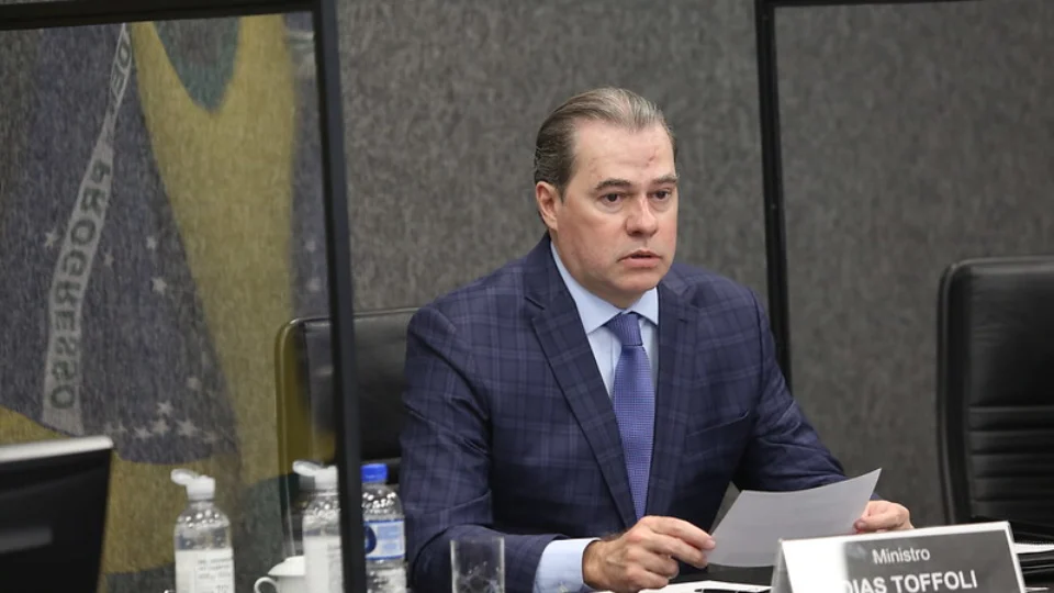 Toffoli nega abertura de inquérito de Bolsonaro contra Moraes
