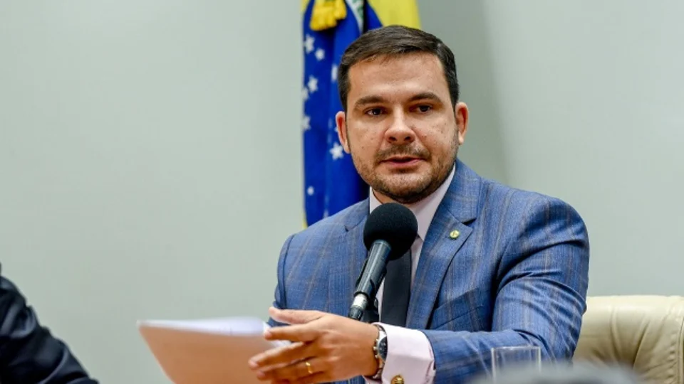 Capitão Alberto Neto é contra a liberação da maconha no Brasil