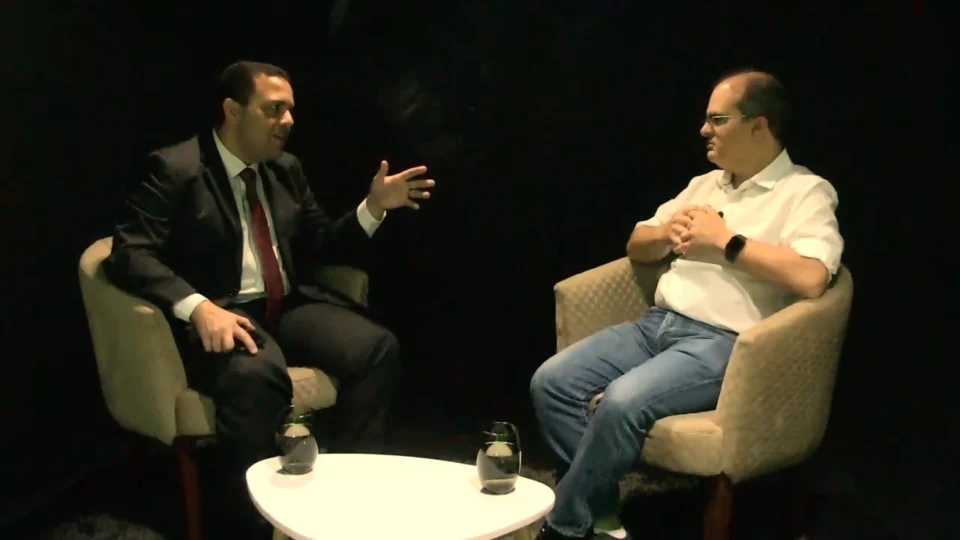 ‘Conversa Política’ recebe o pré-candidato a prefeito Ricardo Nicolau