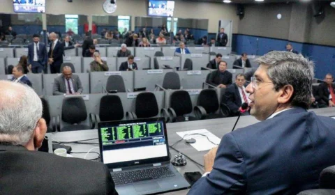 Câmara Municipal de Manaus compra cafeteiras 350% acima do valor do mercado