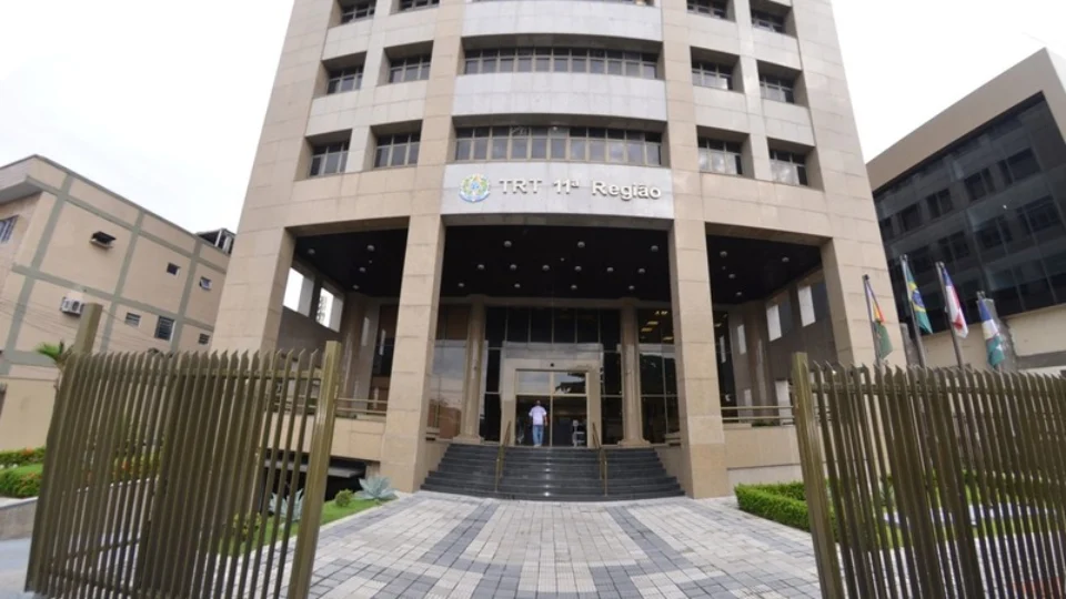 TRT11 localiza e devolve mais de R$ 1 milhão esquecidos em contas judiciais no AM e RR