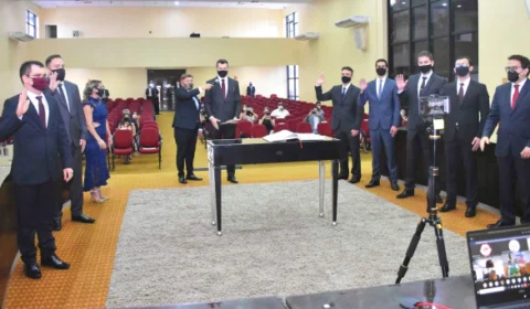 MP-AM dá posse a promotores de Justiça que vão atuar no interior do AM