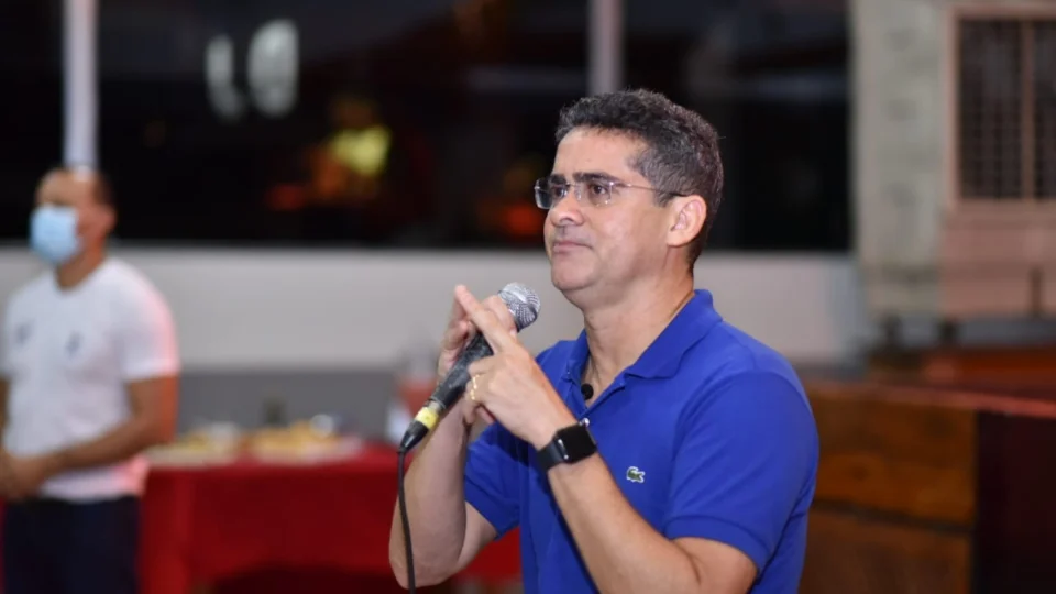 Eficaz também confirma David Almeida no segundo turno das eleições