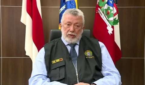 Presidente do TRE-AM faz pronunciamento e diz que urnas estão ‘preparadas’