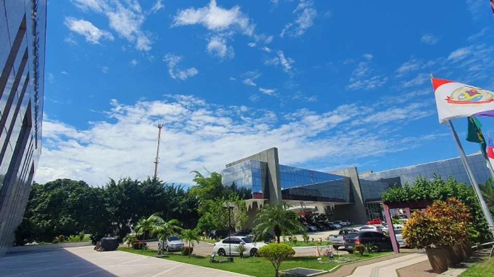 TCE-AM renova acordo de cooperação com órgãos para combater a corrupção