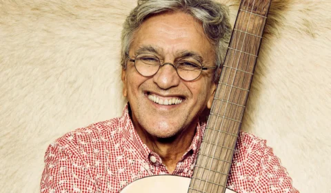 TSE permite live paga de Caetano Veloso para arrecadação de campanha
