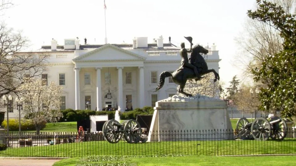 Biden tem pequena vantagem na Geórgia e se aproxima da Casa Branca