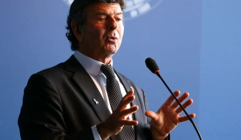 Fux diz que é preciso aprimorar segurança após ataques ao STJ e TSE