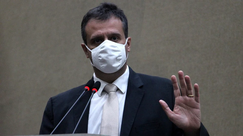 Marcelo Serafim alerta sobre propagação da Covid-19 e aumento de casos em janeiro