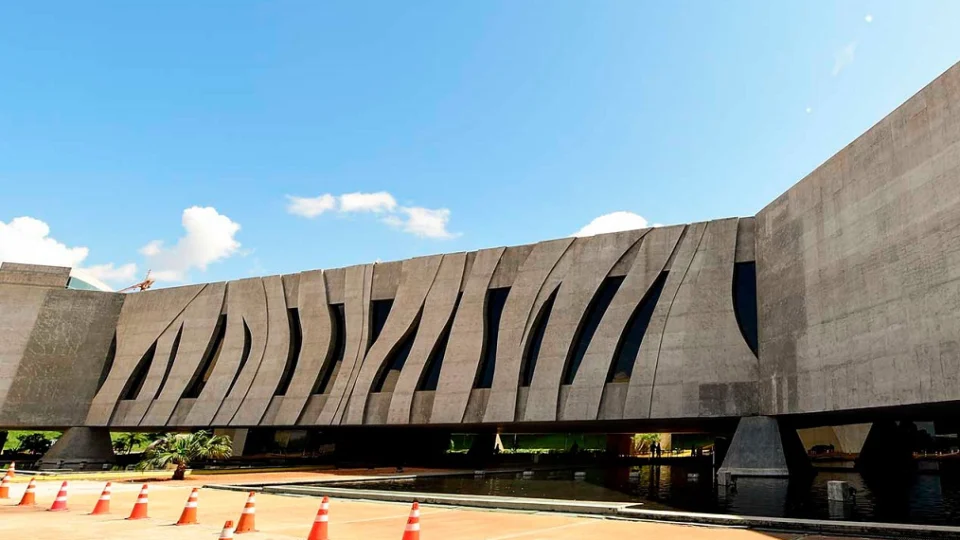 Empresário investigado por estelionato na venda de imóveis em Belém não poderá sair da comarca