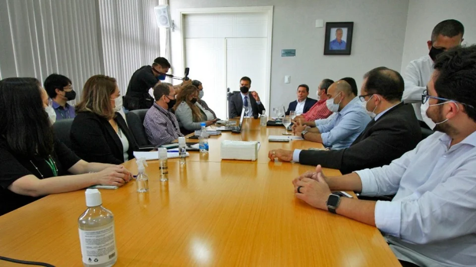 Primeira reunião de transição de David é marcada por cooperação técnica na prefeitura