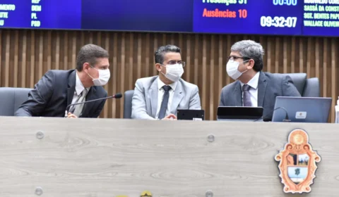 Câmara e prefeitura precisam assumir o protagonismo em Manaus, afirma David em visita à CMM