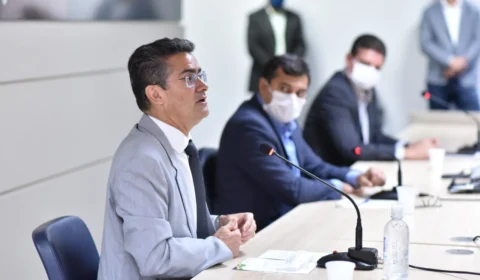 David fecha parceria com governo para ações da prefeitura