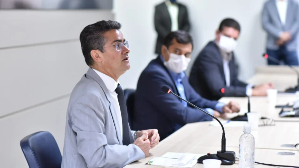 David fecha parceria com governo para ações da prefeitura