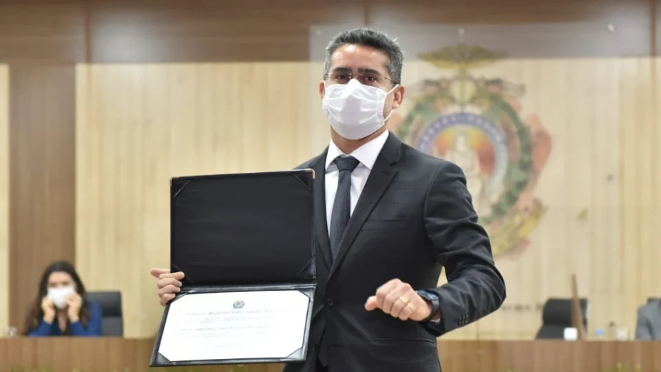 David Almeida é diplomado e garante uma gestão diferenciada