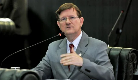 José Ricardo critica indicação de Josué Neto para substituir Josué Filho, no TCE-AM