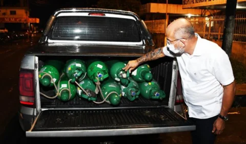 Cabo Maciel leva ajuda para o Hospital José Mendes e famílias em Itacoatiara