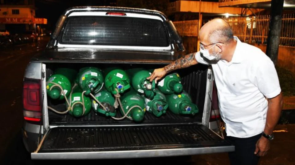 Cabo Maciel leva ajuda para o Hospital José Mendes e famílias em Itacoatiara