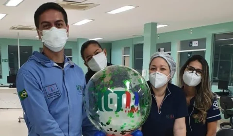 Vereador doa EPIs para enfermeiros intensivistas e eles agradecem a ação