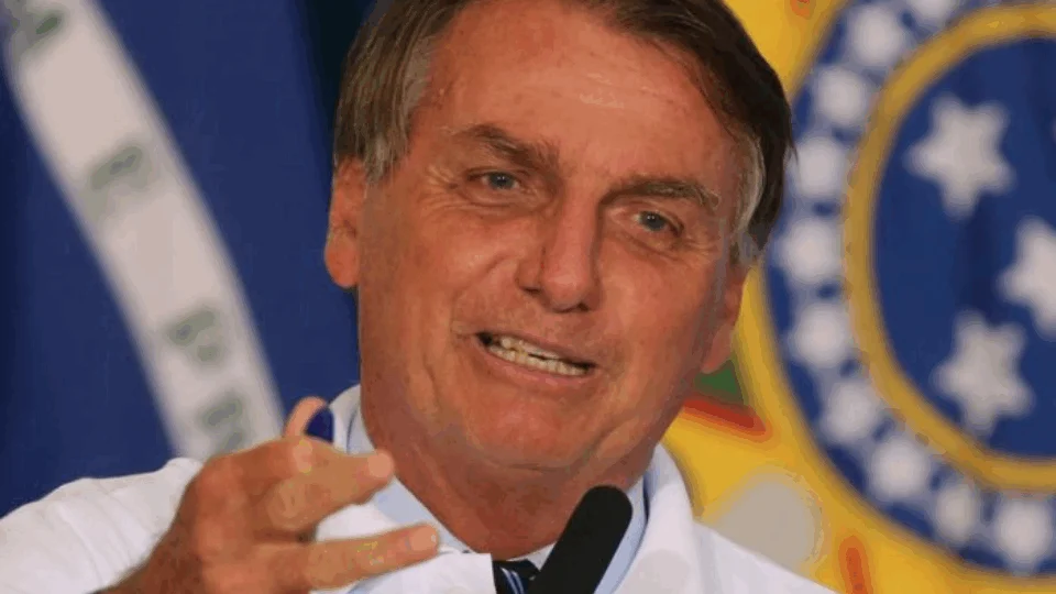 Fechamento não é política correta contra a covid-19, diz Bolsonaro