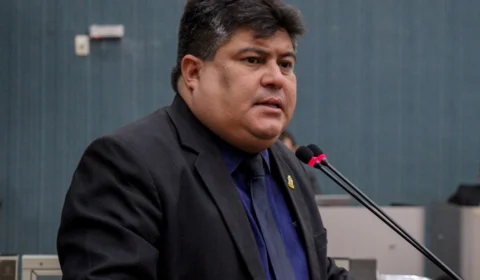 Em cinco meses, presidente da Câmara de Manaus gastou quase R$ 90 mil do ‘Cotão’