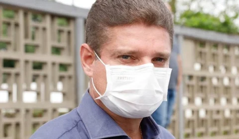 Marcos Rotta sugere a Jair Bolsonaro instalação de gabinete de crise em Manaus