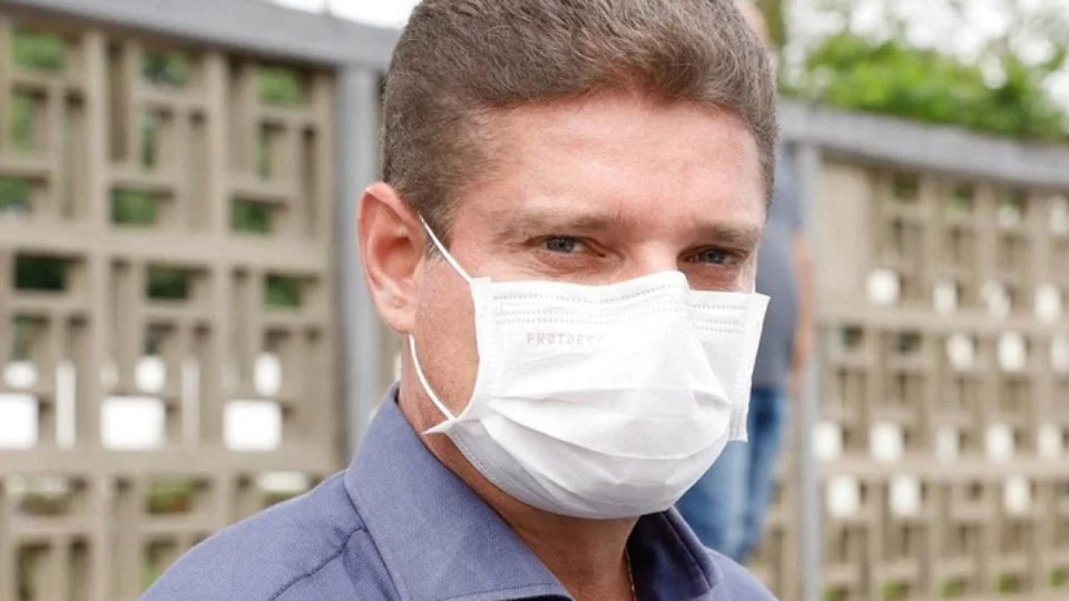 Marcos Rotta sugere a Jair Bolsonaro instalação de gabinete de crise em Manaus