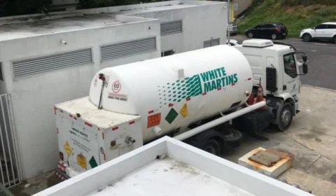 Juíza federal determina abastecimento diário de oxigênio para o HUGV em Manaus