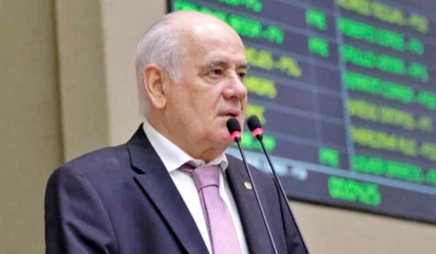 ‘Vacinar é a nossa única arma’, diz Serafim sobre recorde de vacinados em Manaus