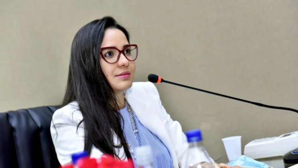 Deputada pede que Estado pague oxigênio para pacientes em tratamento em casa