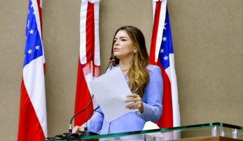 ‘Precisamos aumentar a participação das mulheres na política’, diz Alessandra Campêlo durante evento na ALEAM