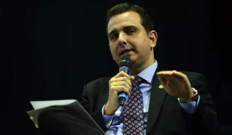 Presidente do Senado diz que ‘operações policiais não podem extrapolar a lei’