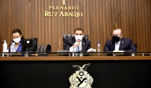 Deputados aprovam pagamento de gratificação aos servidores estaduais