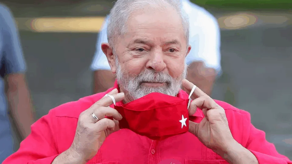 STJ nega recurso de Lula contra sentença no ‘caso tríplex’