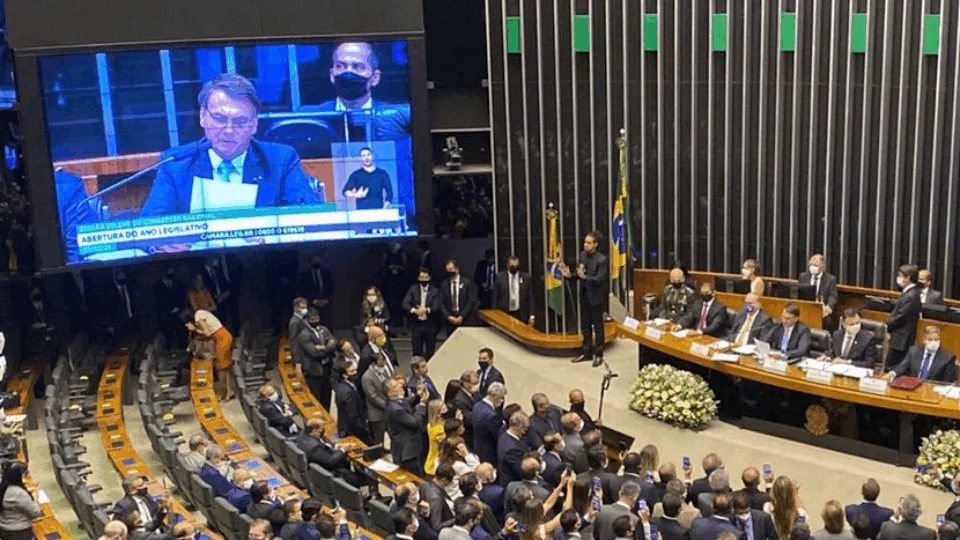 Bolsonaro pede aprovação de reformas em mensagem ao Congresso Nacional