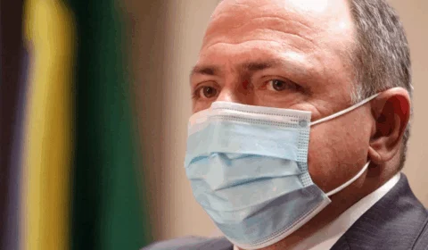 Eduardo Pazuello pede demissão do Ministério da Saúde