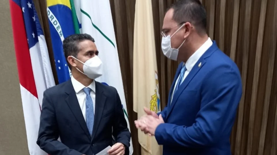 Em meio a pandemia, Raiff Matos pede que prefeito anule resolução sobre diversidade sexual e de gênero em escolas