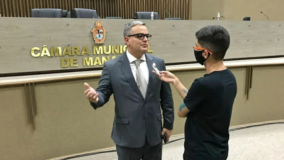 PL do botão do pânico em ônibus de Manaus é aprovada na CMM