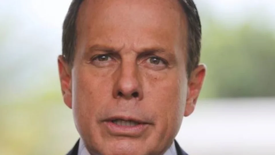 Wilson Lima deixa de participar de reunião com governadores, após João Dória trocar pauta de última hora