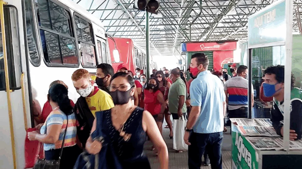 Vereador vai propor CPI para investigar omissão dos empresários de ônibus durante a pandemia