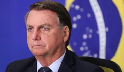 Bolsonaro quer fixar o ICMS sobre combustíveis, mas estados rejeitam a mudança
