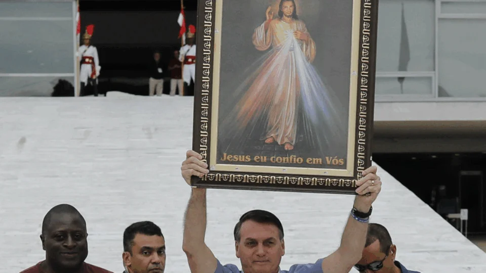 Em publicação, Bolsonaro pede de seus seguidores jejum e oração pelo Brasil